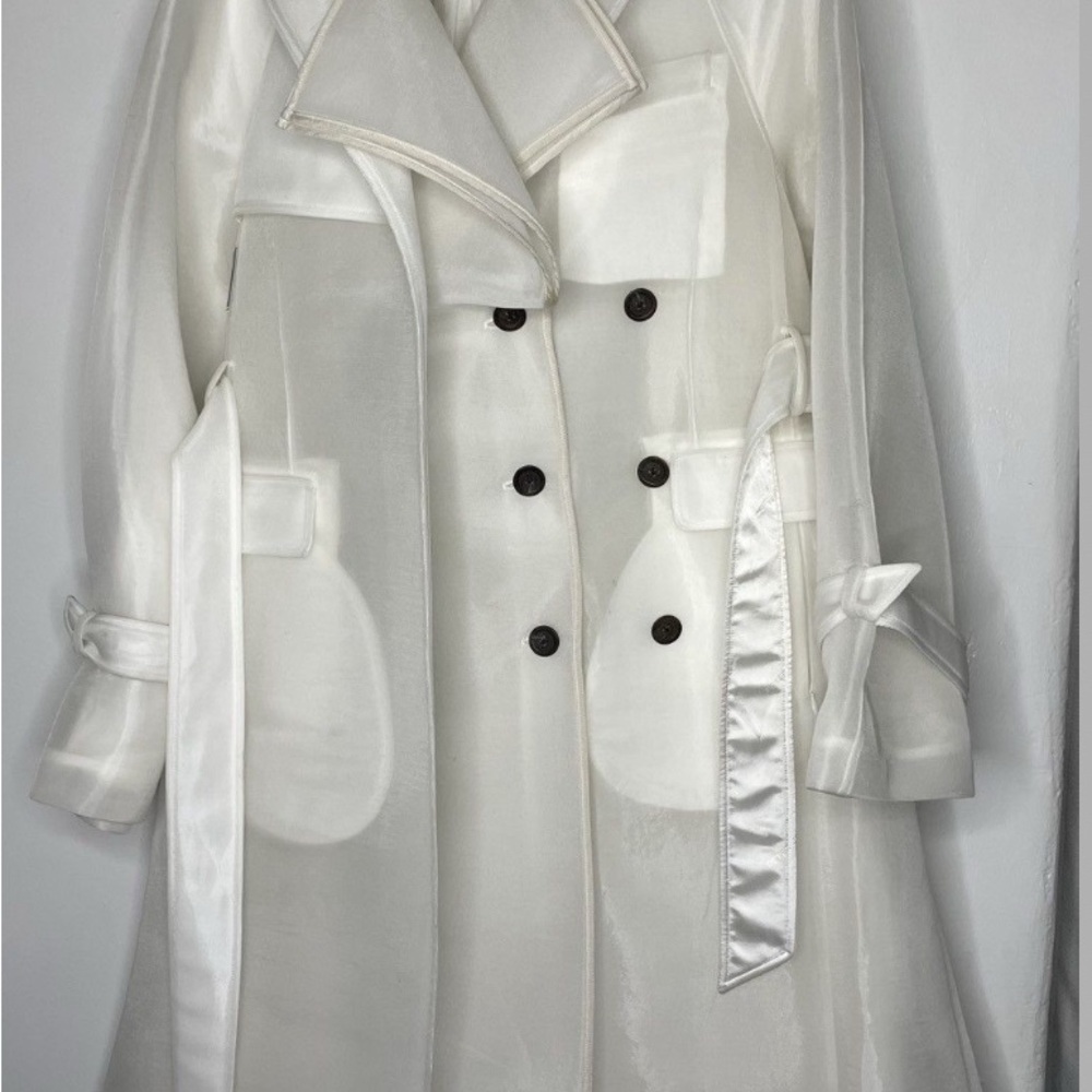 PETER DO Cream Coat with Belt